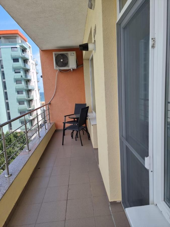 Summerland Apartment M&A Mamaia Buitenkant foto
